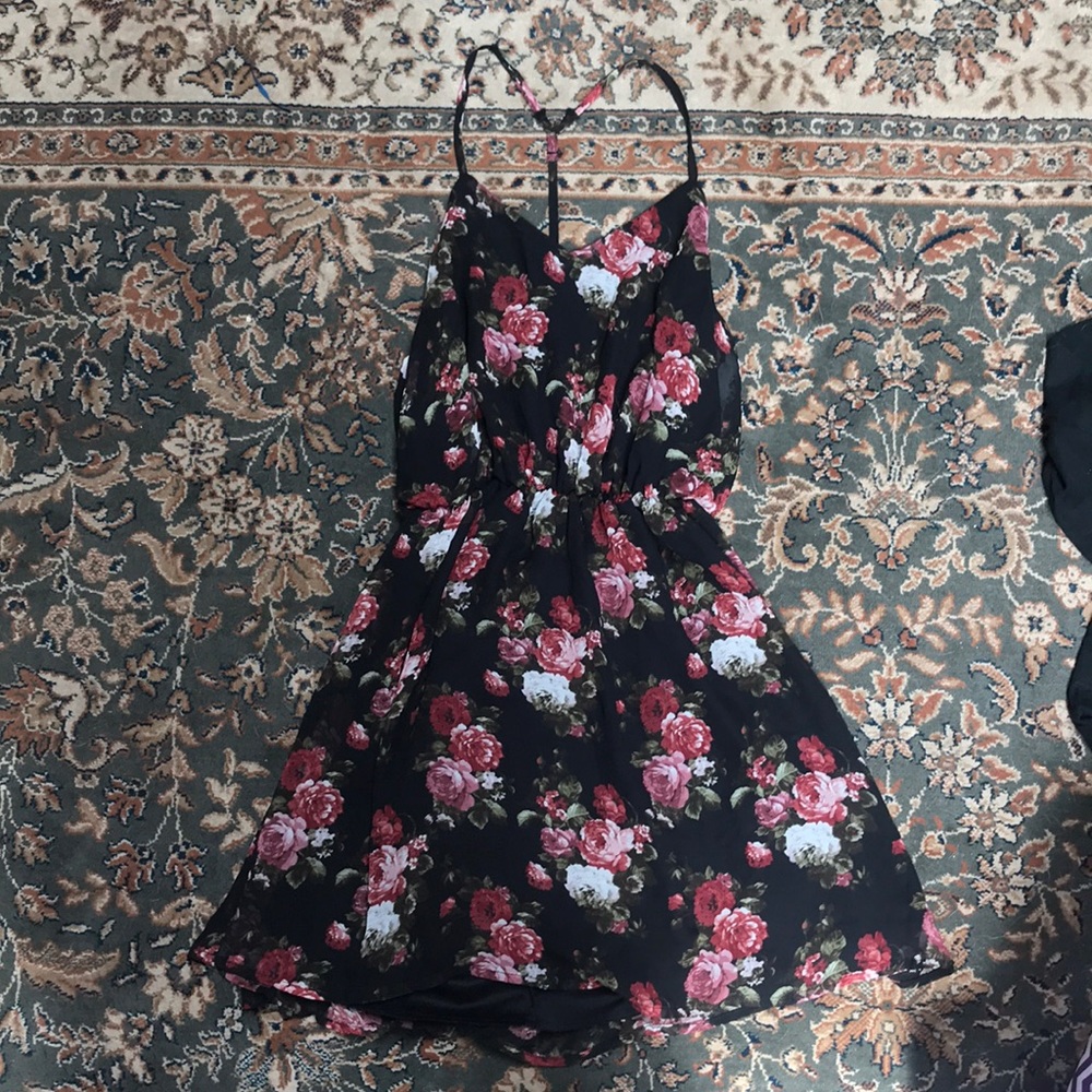 Tobi floral dress